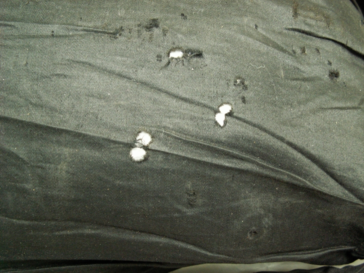 Buchi prima del restauro